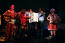 Los Gigantes, The Beez und Totally Gourdgeous