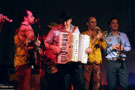 Los Gigantes, The Beez und Totally Gourdgeous