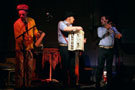 Los Gigantes, The Beez und Totally Gourdgeous